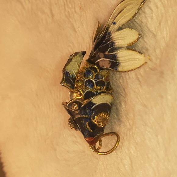 Vtg articulated cloisonne navy & white enamel fish pendant/charm 1.5" - Picture 5 of 8